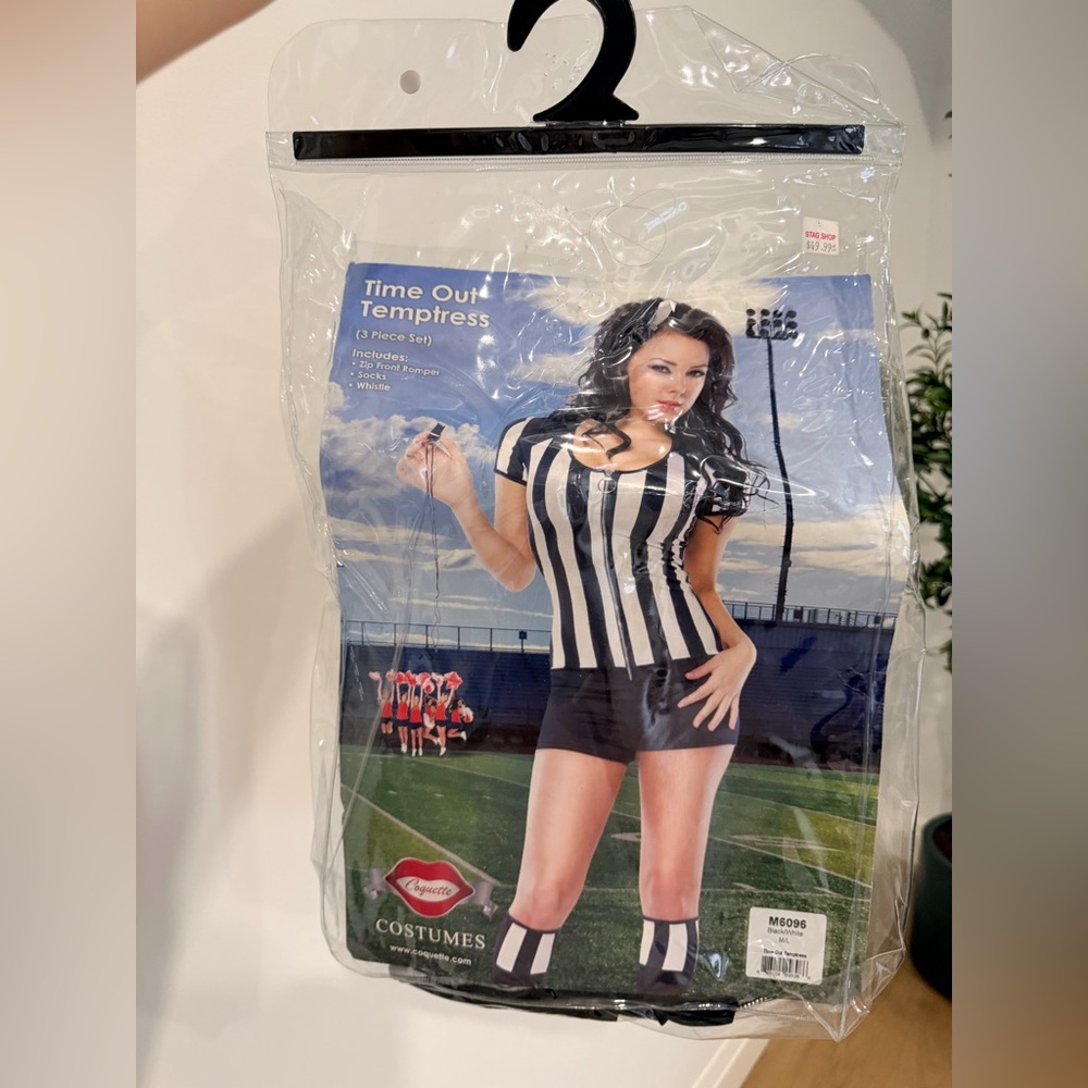 Referee costume from stag shop
